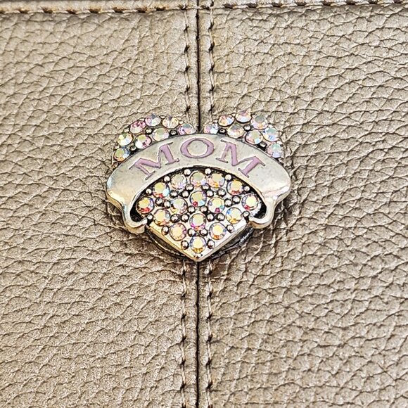 Interchangeable Snap Charm on 3-Zippered Compartment Wristlet/Crossbody Bag - Picture 2 of 3